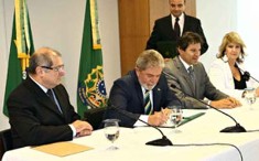 Lula assina decreto que d autonomia a institutos federais de educao